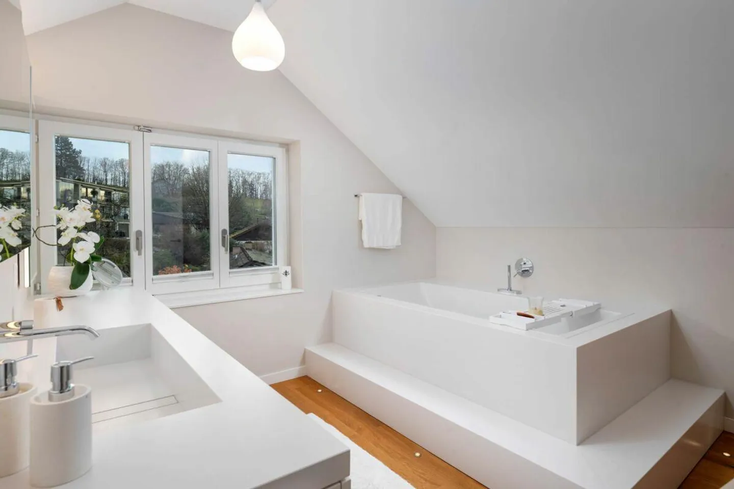 Completely renovated, with pool and breathtaking view! - Photo 12 of 12