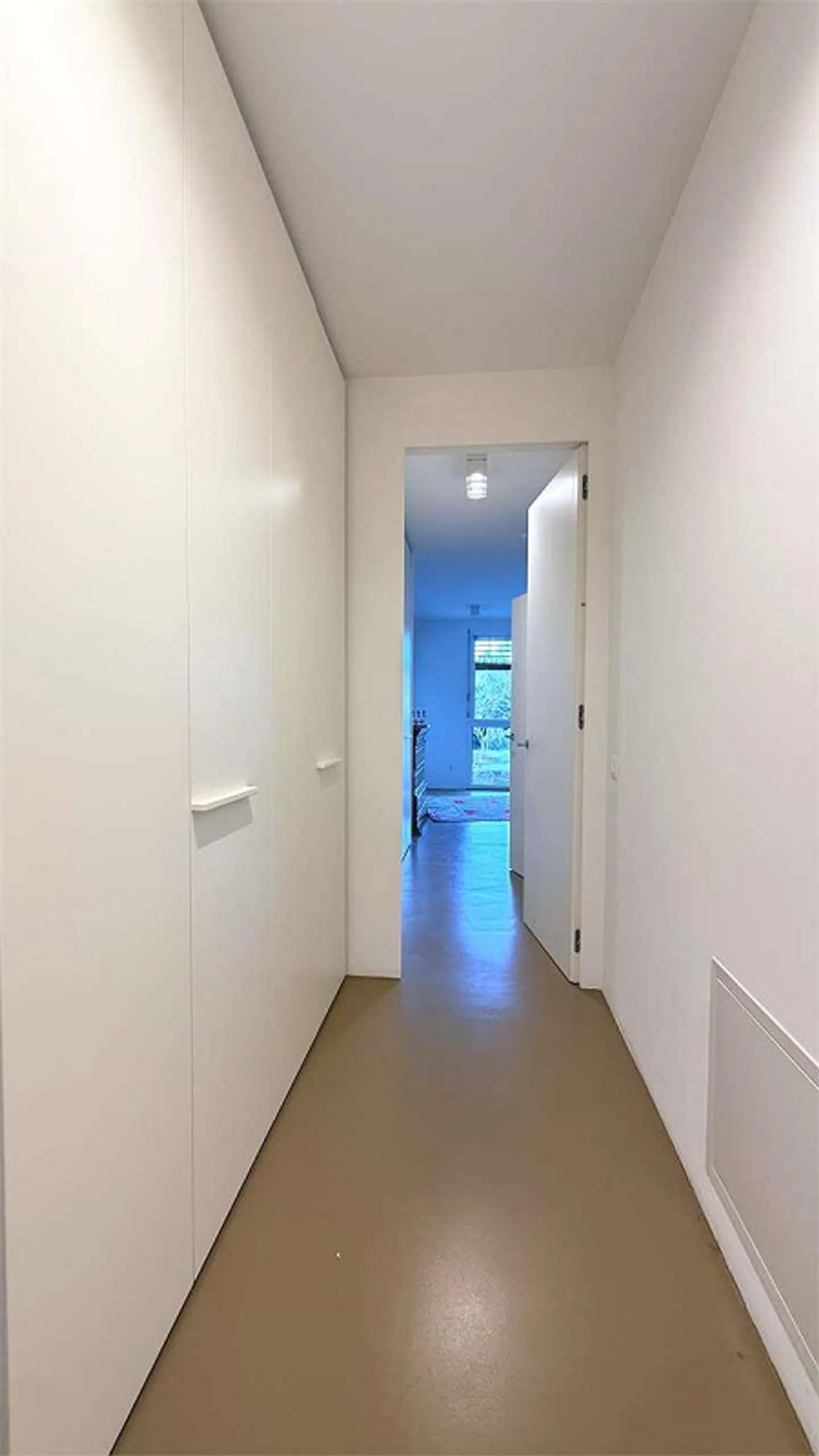 Appartement lumineux et spacieux de 4,5 pièces avec grande terrasse - Photo 10 sur 13