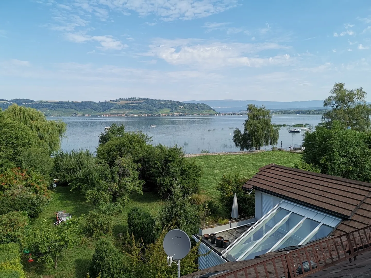 Your dream apartment in Murten! - Photo 1 of 4