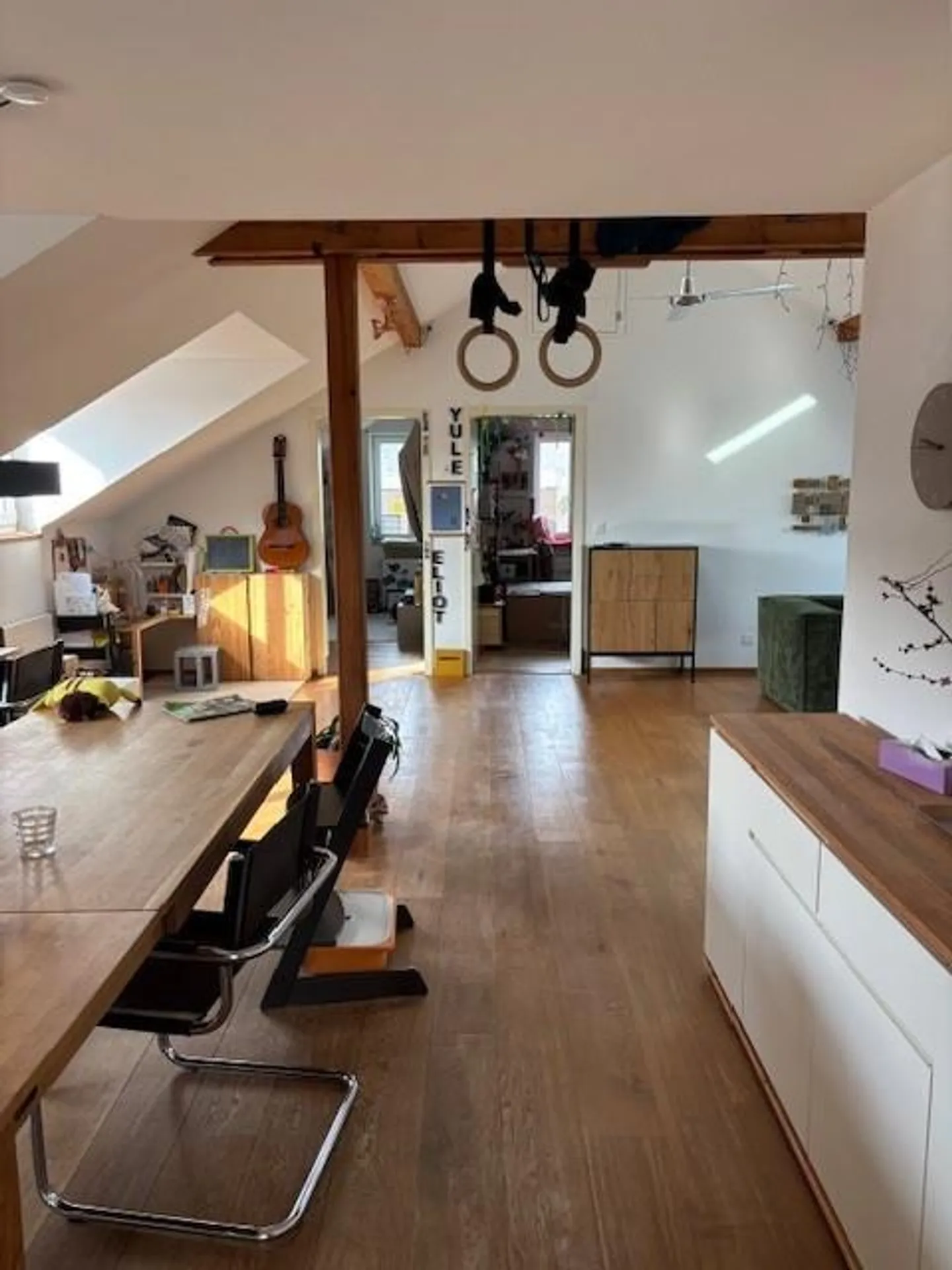 Charmante Dachwohnung in Ruhiger Lage - Foto 3 von 9