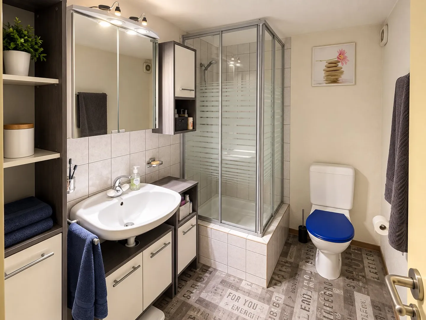 Charming Apartment in Porrentruy - Photo 3 of 9