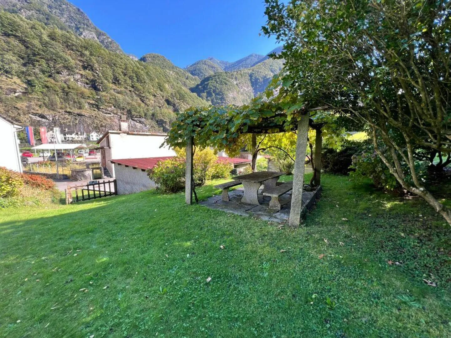 5-room house + commercial space + rustic + land - Photo 25 of 30