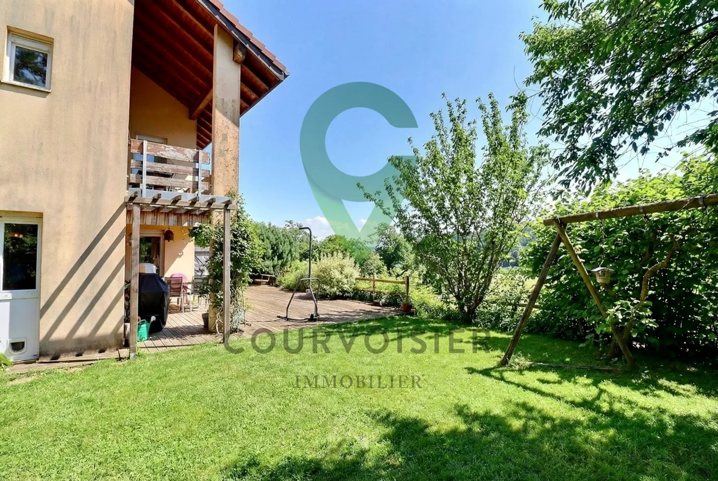 Versatile House with Investment Potential - Photo 6 of 19