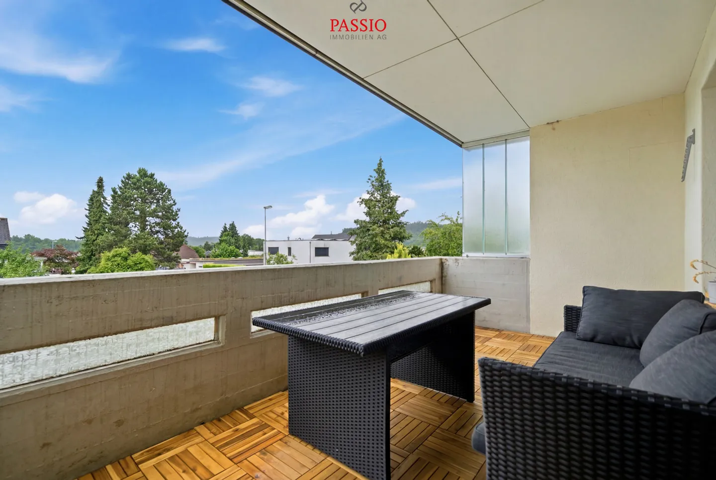 Appartamento 4.5 stanze recentemente ristrutturato con vista sulle Alpi e giardino condiviso - Foto 5 di 18