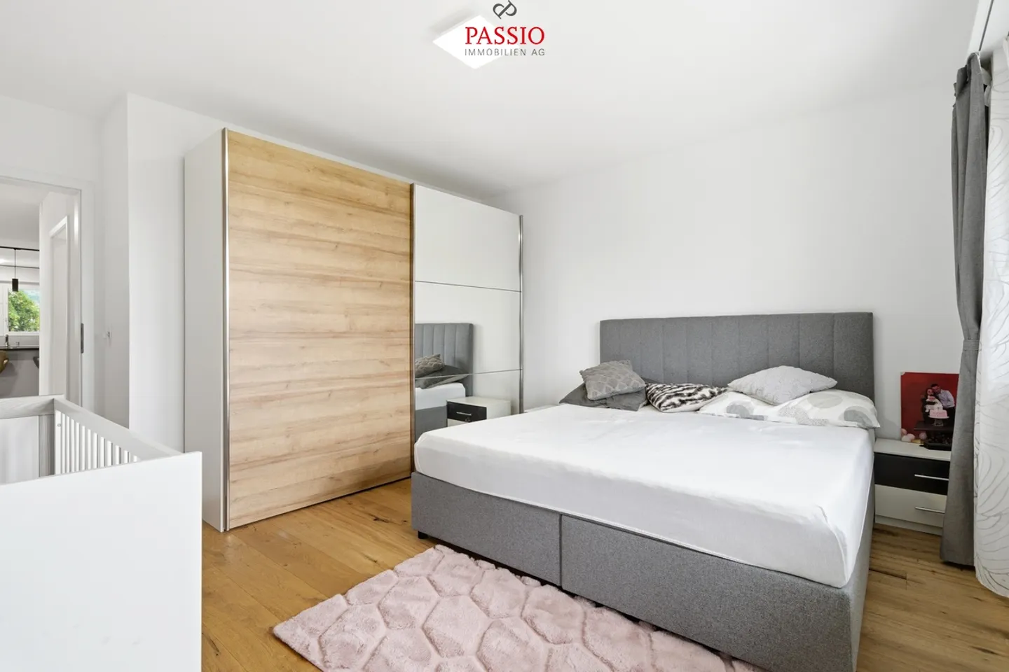 Appartamento 4.5 stanze recentemente ristrutturato con vista sulle Alpi e giardino condiviso - Foto 15 di 18