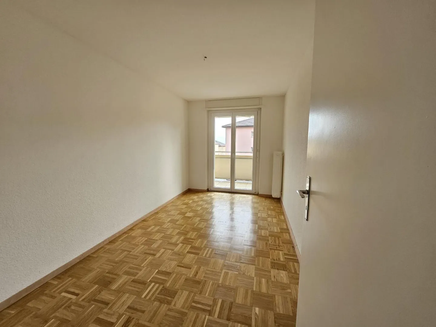 Appartement spacieux de 4,5 pièces au 1er étage - Photo 5 sur 11