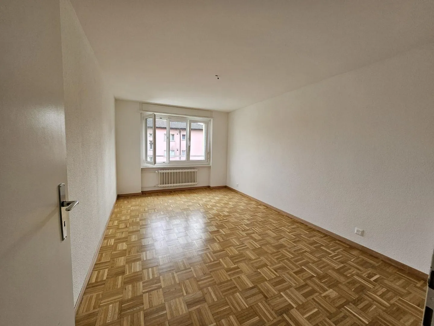 Appartement spacieux de 4,5 pièces au 1er étage - Photo 9 sur 11