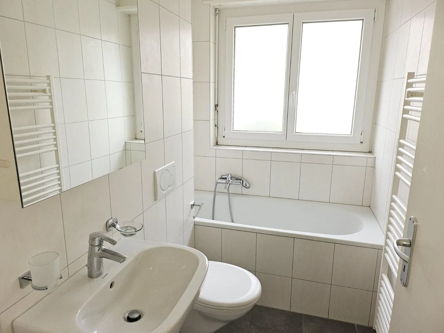 Appartement spacieux de 4,5 pièces au 1er étage - Photo 10 sur 11