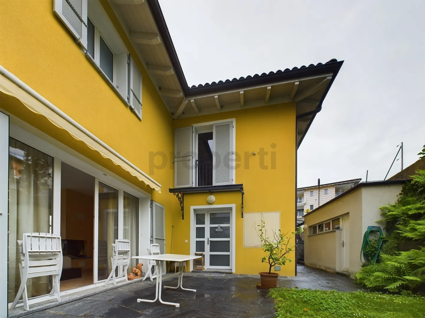 Dreamlike 5.5-room penthouse apartment in Vairano with a view of Lake Maggiore - Photo 11 of 13