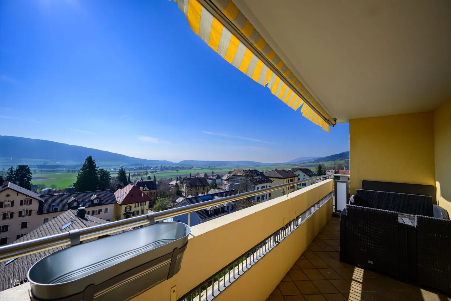 4,5 pièces au dernier étage d'un immeuble au Val-de-Ruz - Photo 2 of 7