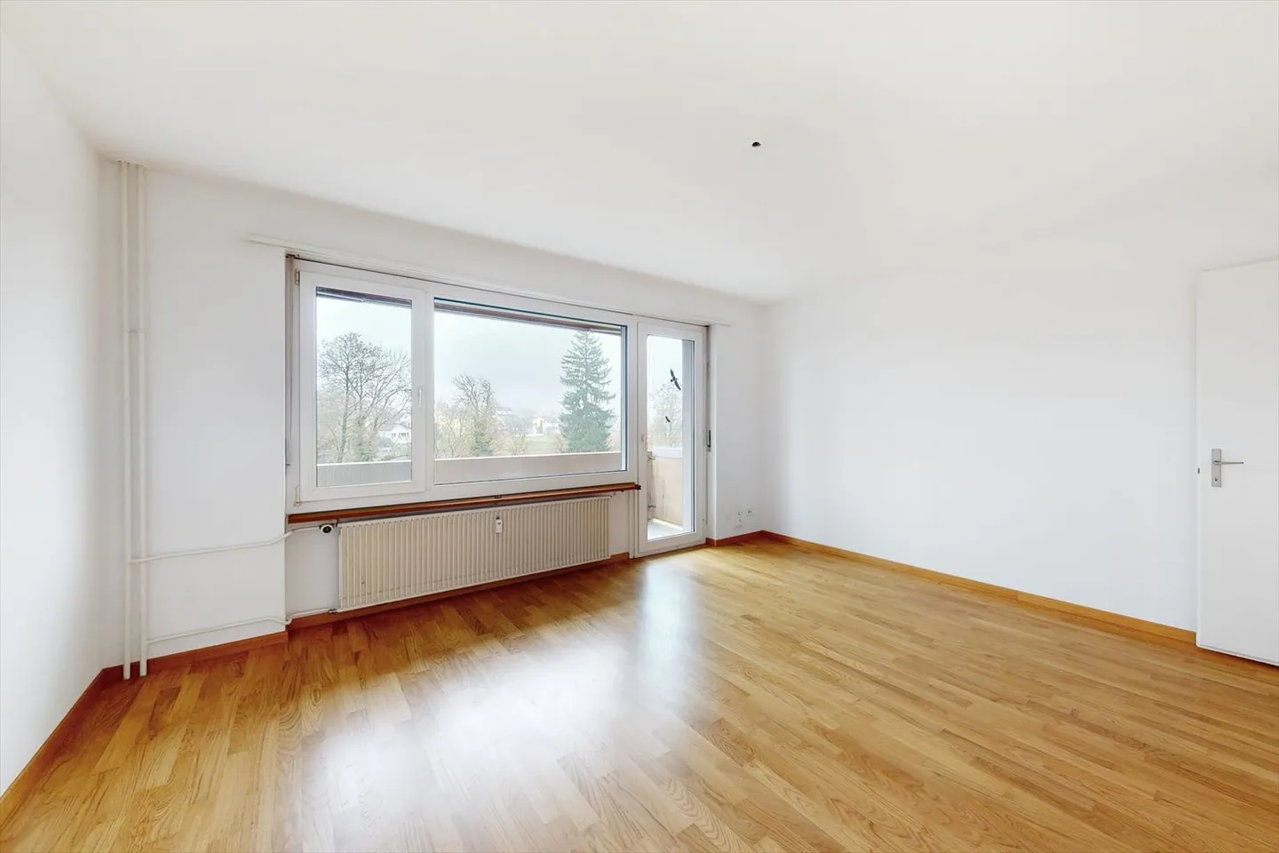 4.5 Room Apartment - Photo 1 of 9