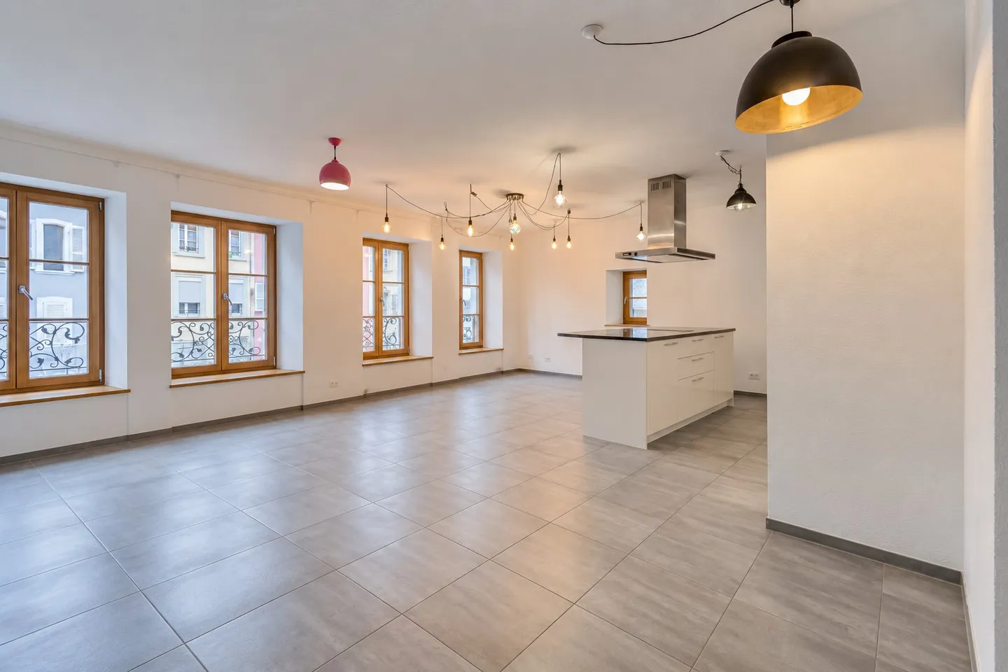 Charming Apartment in Porrentruy - Photo 2 of 9