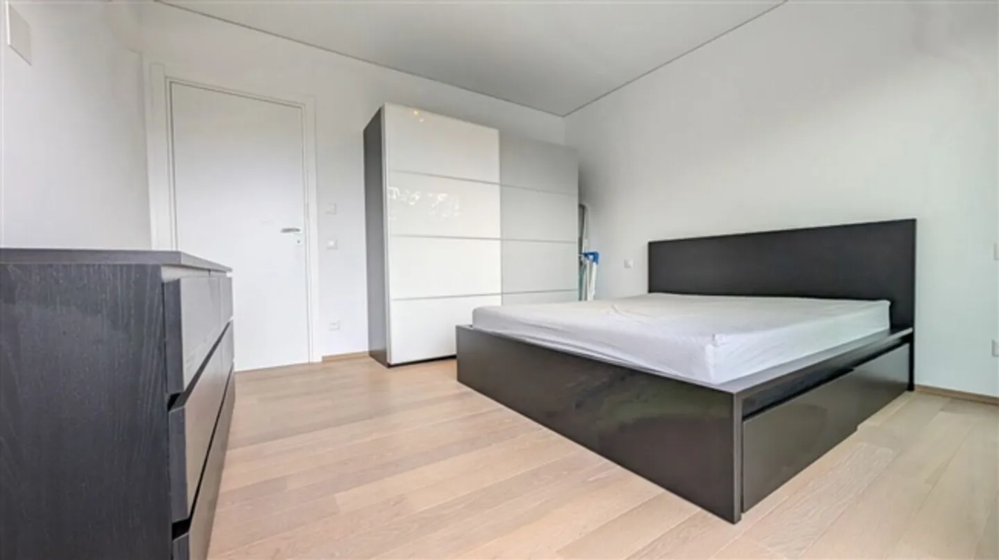 Modern and functional living solution - primary or secondary residence - Photo 9 of 10