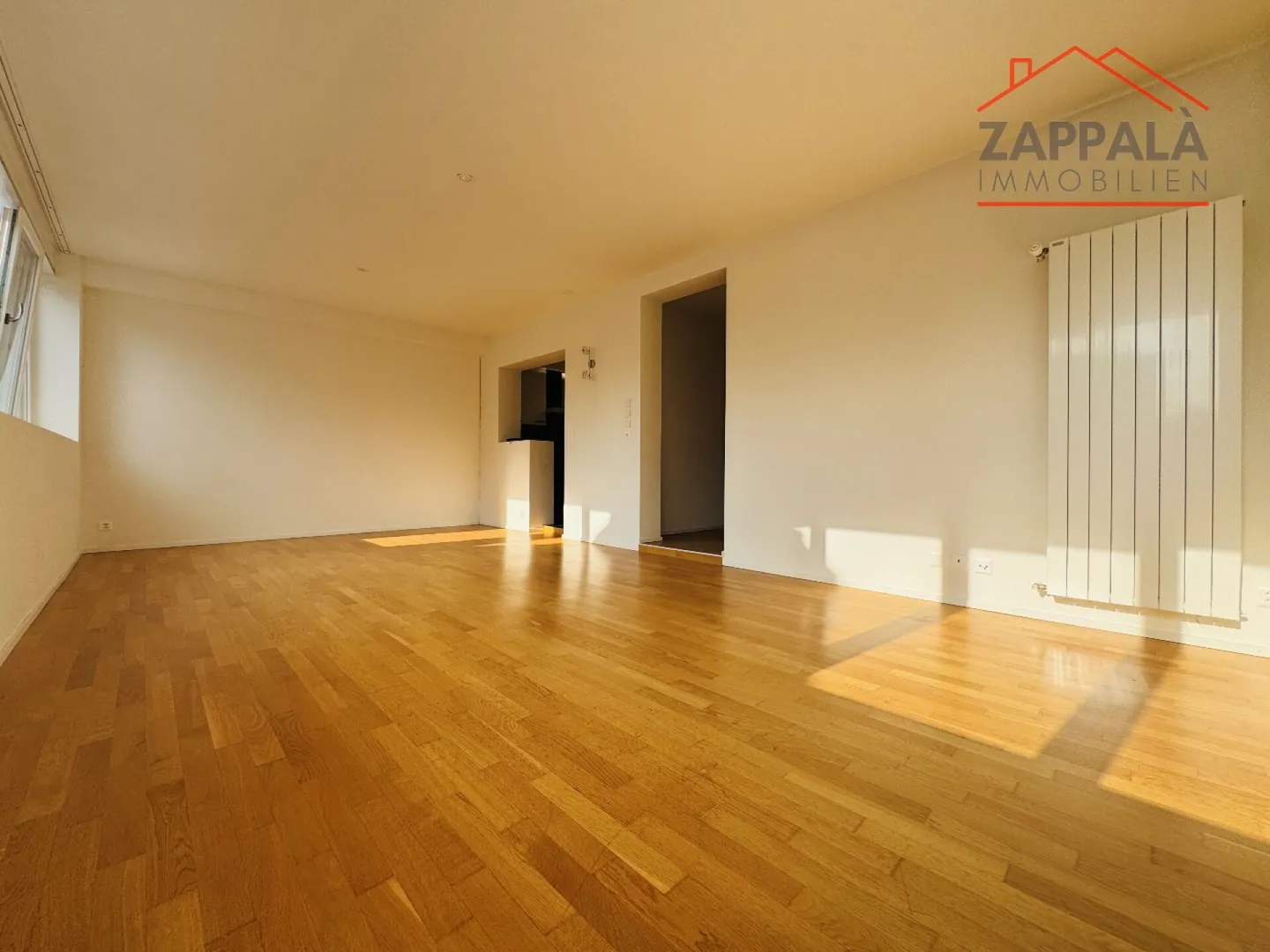 Modern Living on Two Levels - Stylish 5.5-Room Maisonette with Charm - Photo 5 of 20