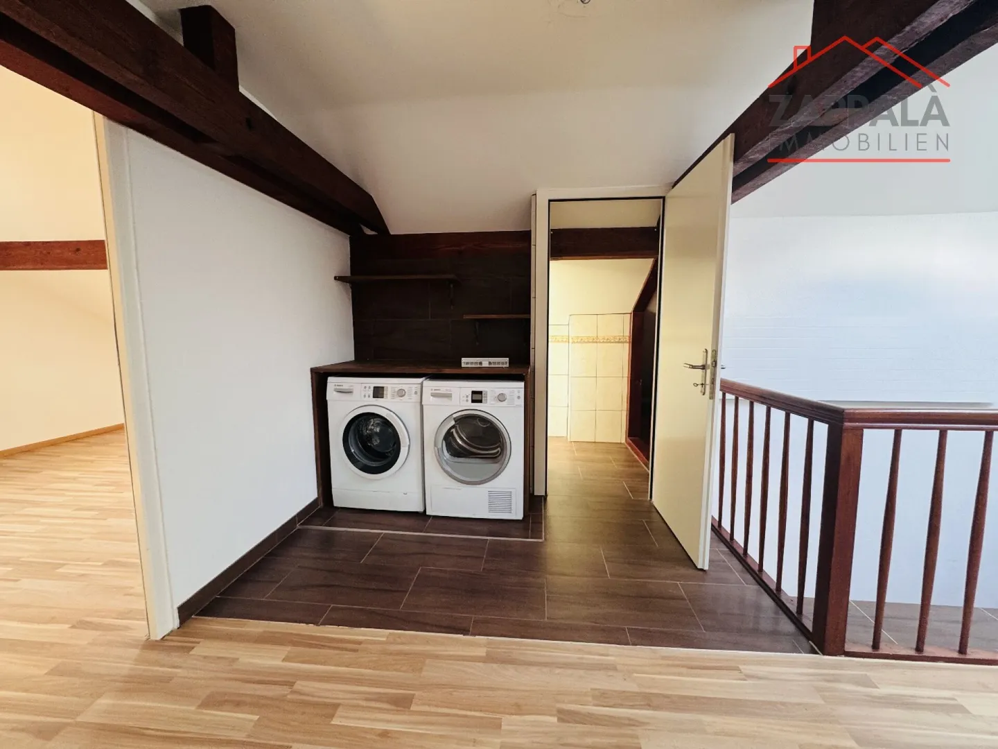 Modern Living on Two Levels - Stylish 5.5-Room Maisonette with Charm - Photo 14 of 20