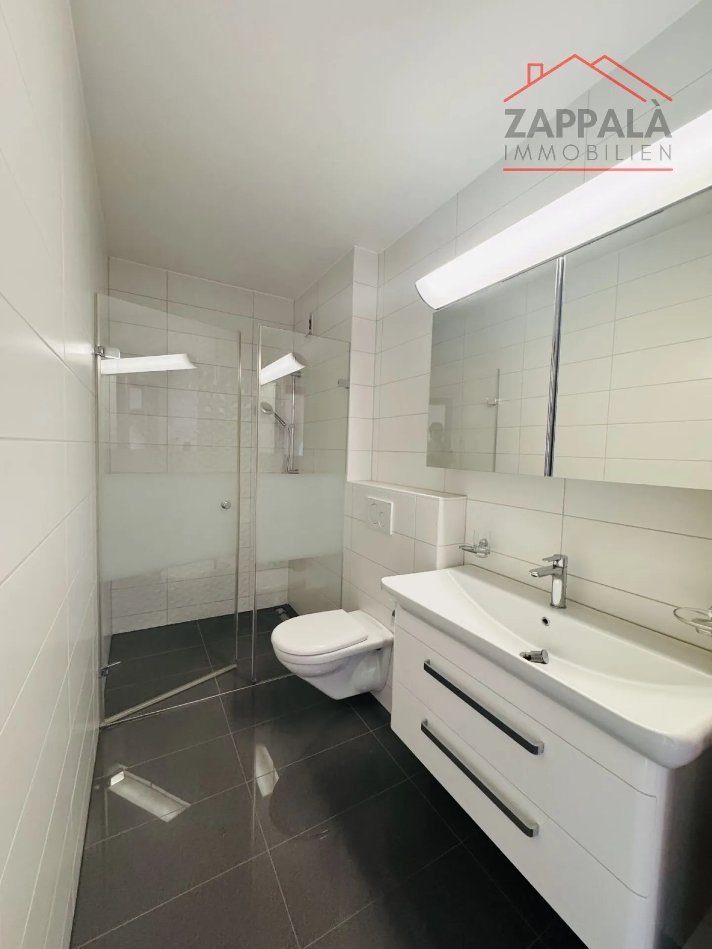 Modern Living on Two Levels - Stylish 5.5-Room Maisonette with Charm - Photo 15 of 20