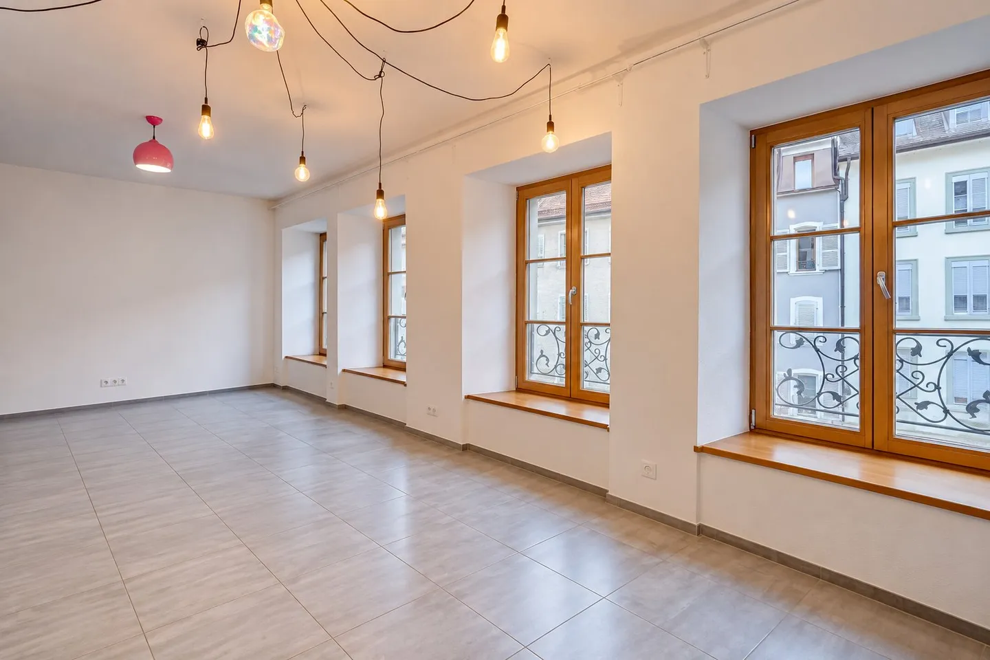 Charming Apartment in Porrentruy - Photo 8 of 9