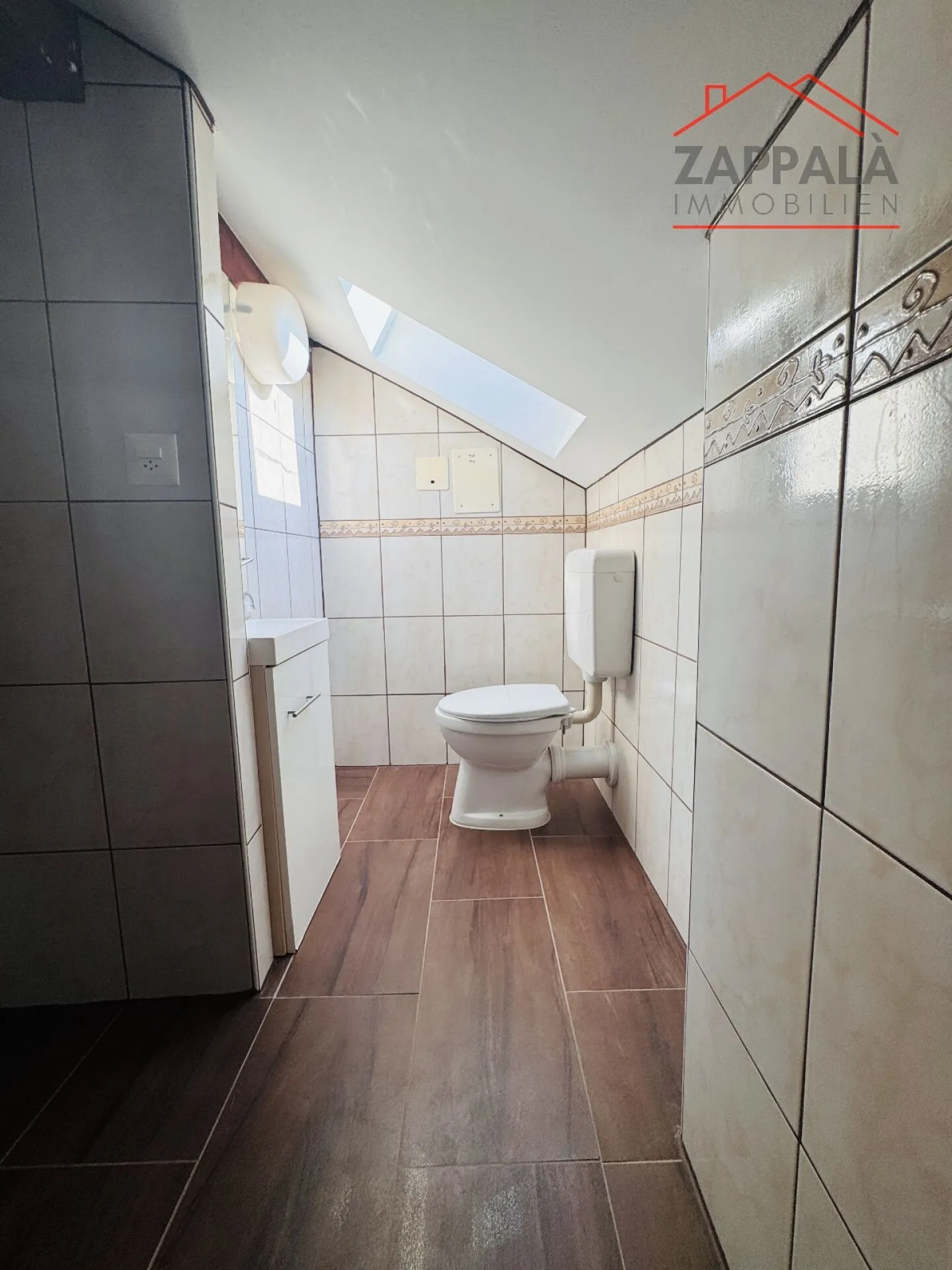 Modern Living on Two Levels - Stylish 5.5-Room Maisonette with Charm - Photo 18 of 20