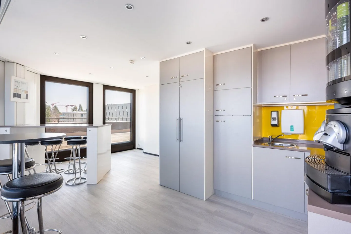 Ufficio per 15 persone nella torre Regus Balexert - Foto 9 di 11