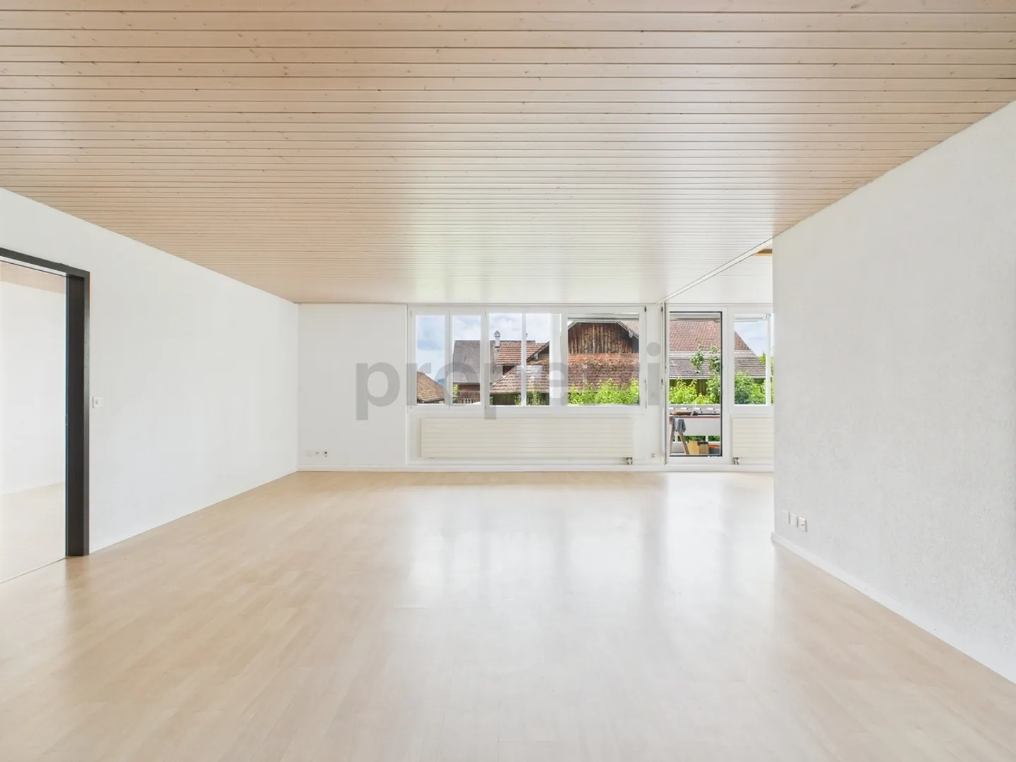 Newly renovated 5.5-room apartment in Hünenberg - Move in & feel good - Photo 5 of 13