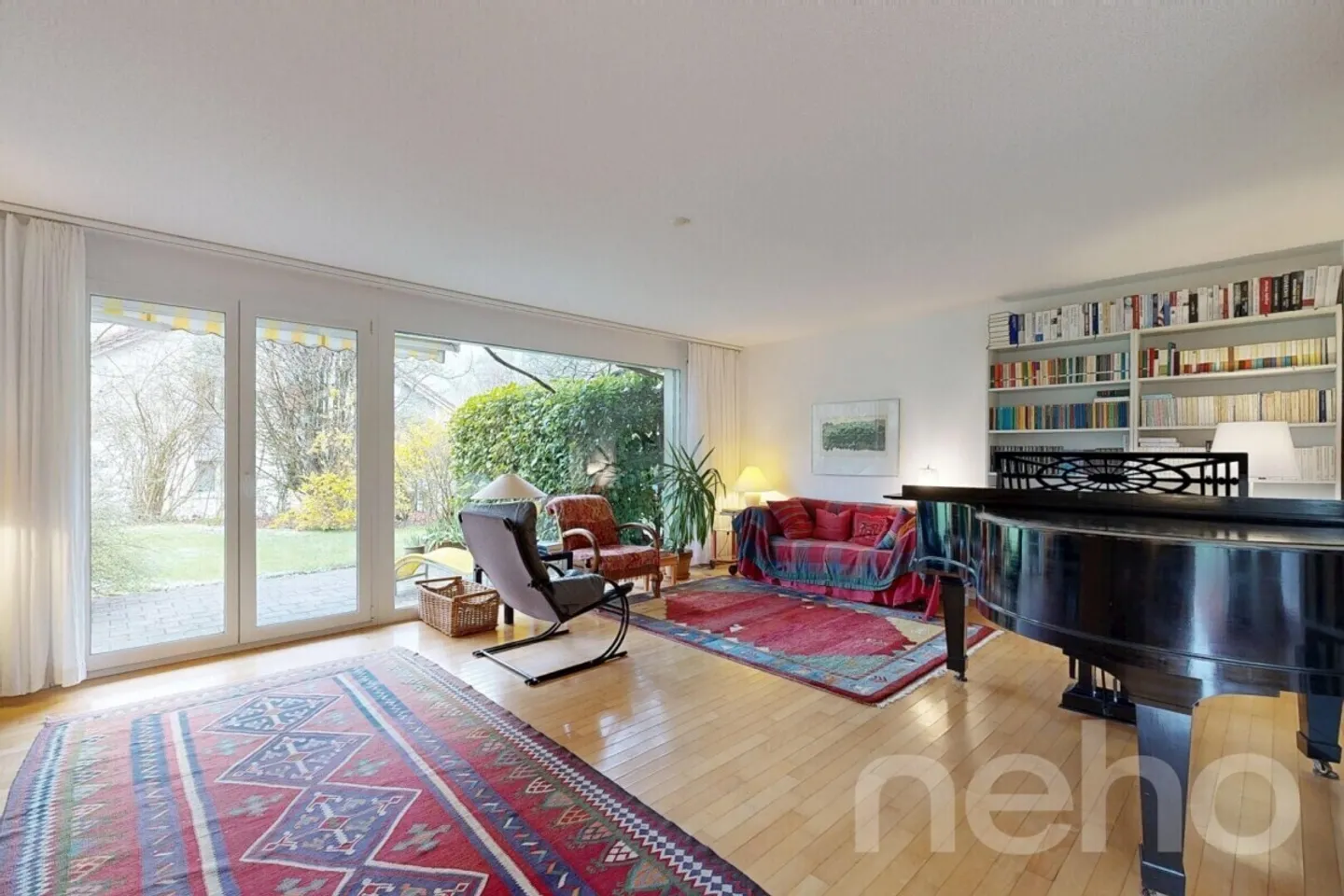 Grosszügiges Familienhaus mit Garten - Foto 5 von 12