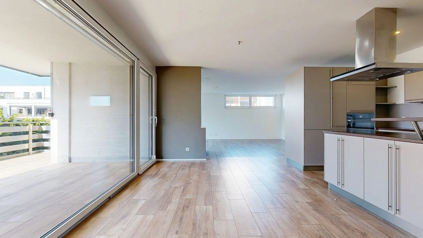 Moderno appartamento di 4,5 stanze con grande area esterna da godere - Foto 6 di 16