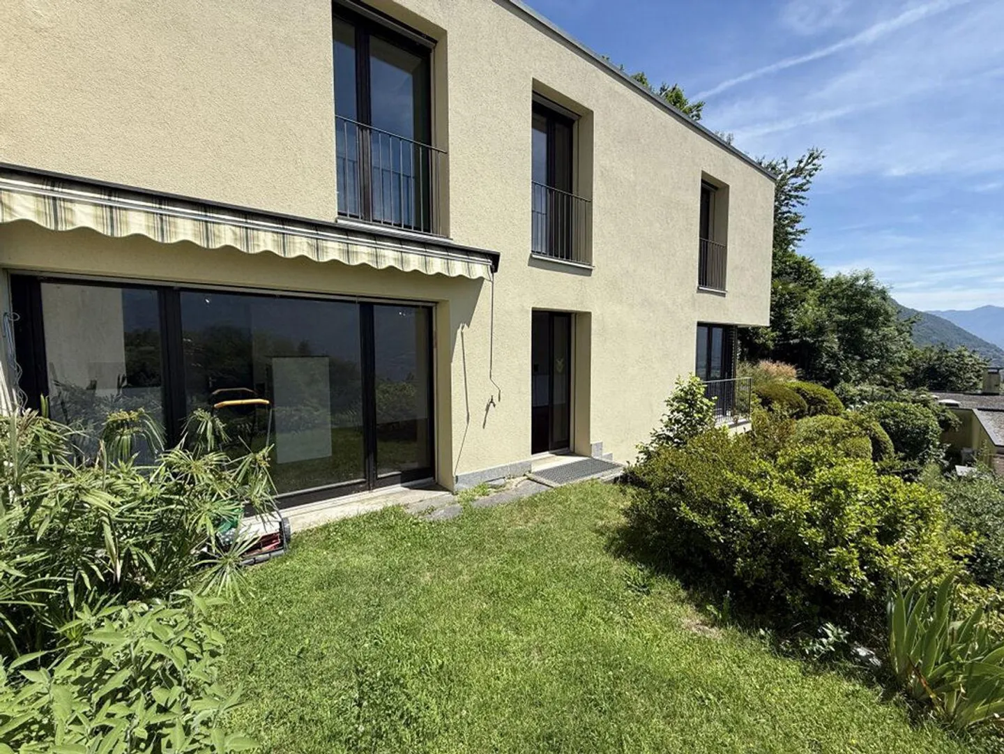 Casa unifamiliare di 4.5 locali con  1 posteggio coperto | 4,5-Zimm... - Foto 2 di 13