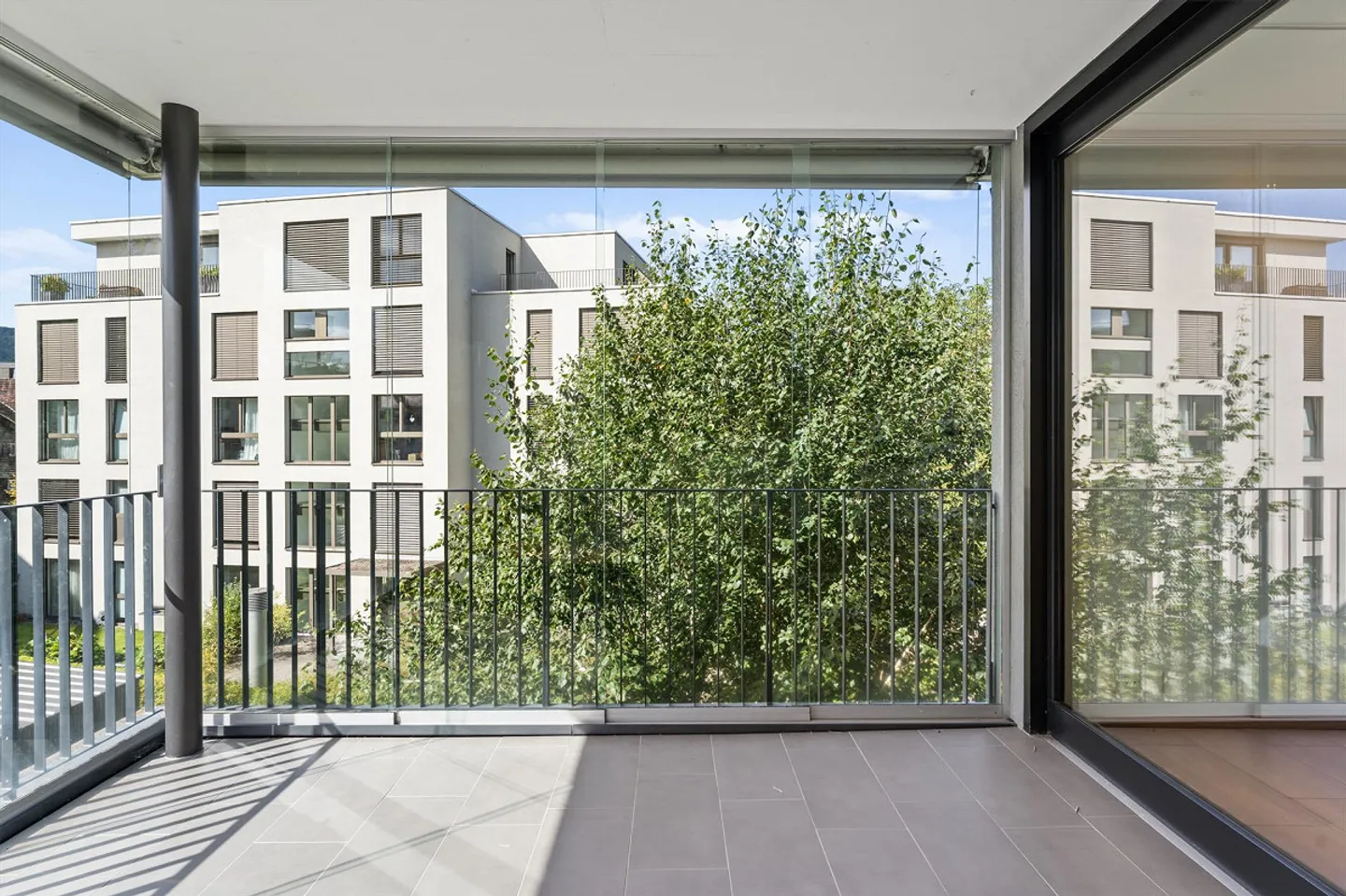 Appartement de 4½ pièces de première classe dans un quartier résidentiel prisé près du lac - Photo 8 sur 13