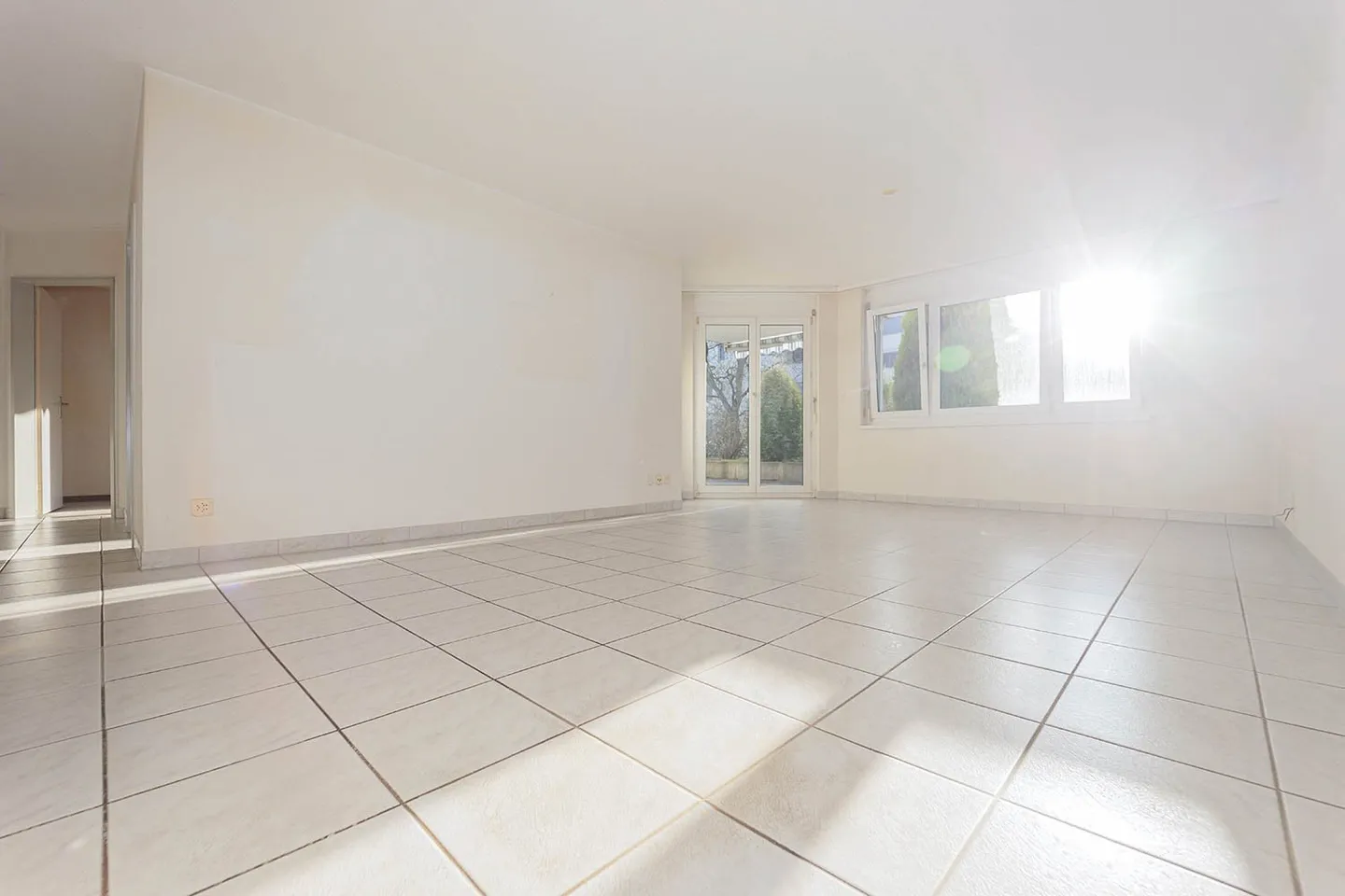 Appartement de jardin attrayant avec une infrastructure de premier ordre - Photo 6 sur 13