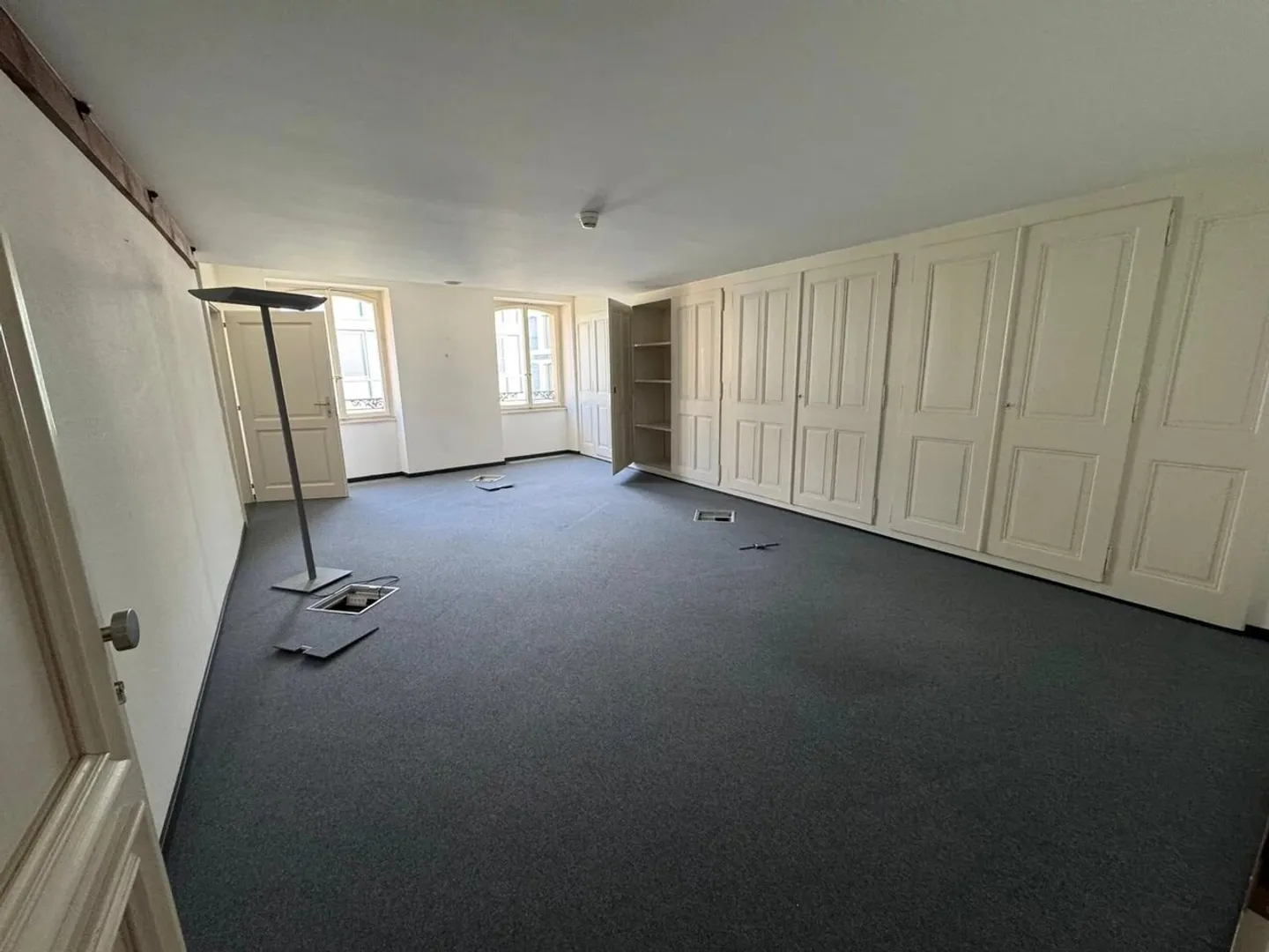 Büroflächen an der Rue du Rhône - Photo 4 sur 7