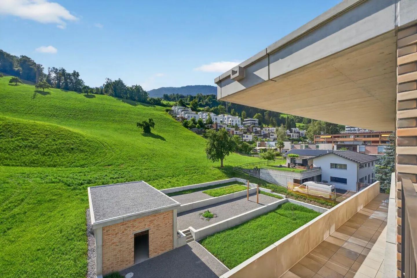 «Hochwertige Neubauwohnung mit Bergsicht» - Foto 1 von 9