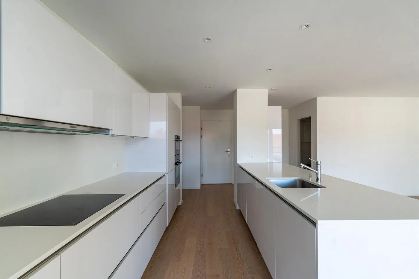 Ampio appartamento di 3,5 locali in una posizione ricercata - Foto 4 di 12