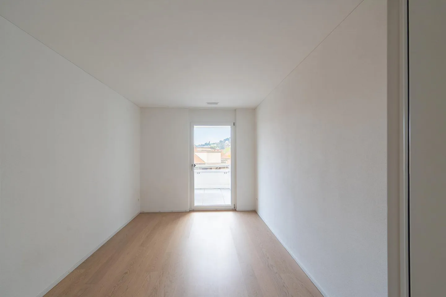 Ampio appartamento di 3,5 locali in una posizione ricercata - Foto 6 di 12