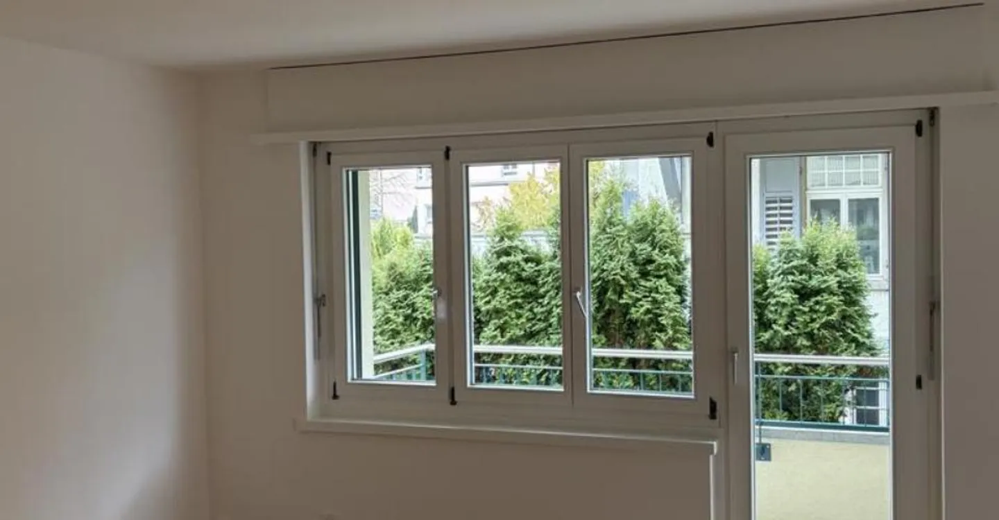 Charming small apartment with balcony - Photo 5 of 6