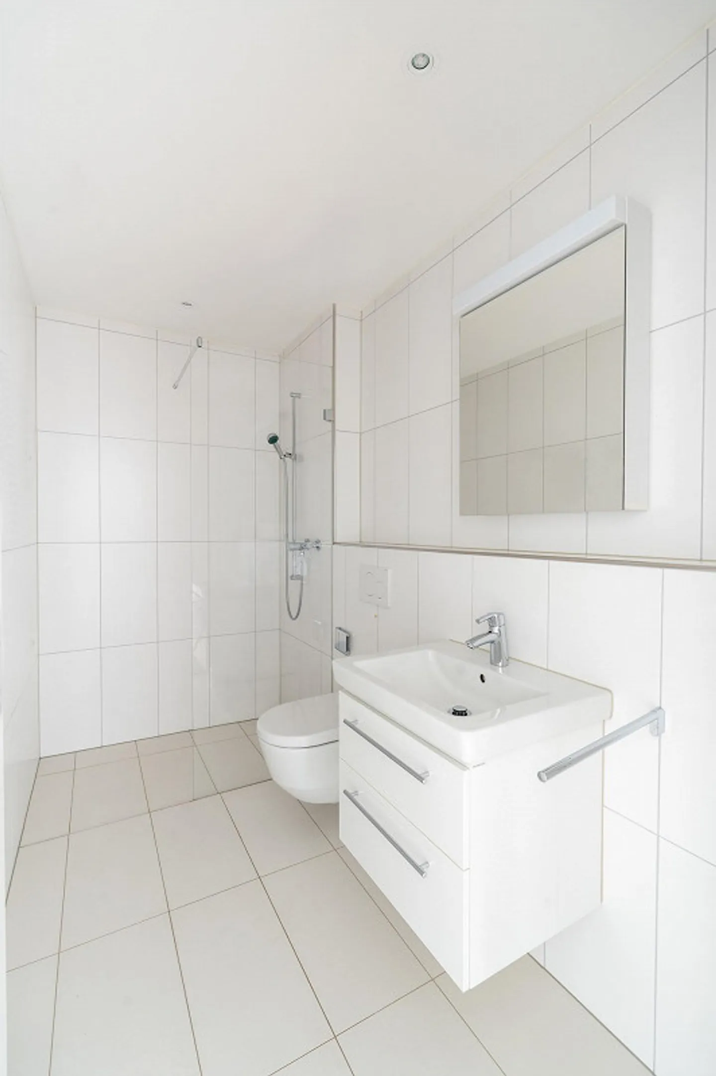 Ampio appartamento di 3,5 locali in una posizione ricercata - Foto 8 di 12