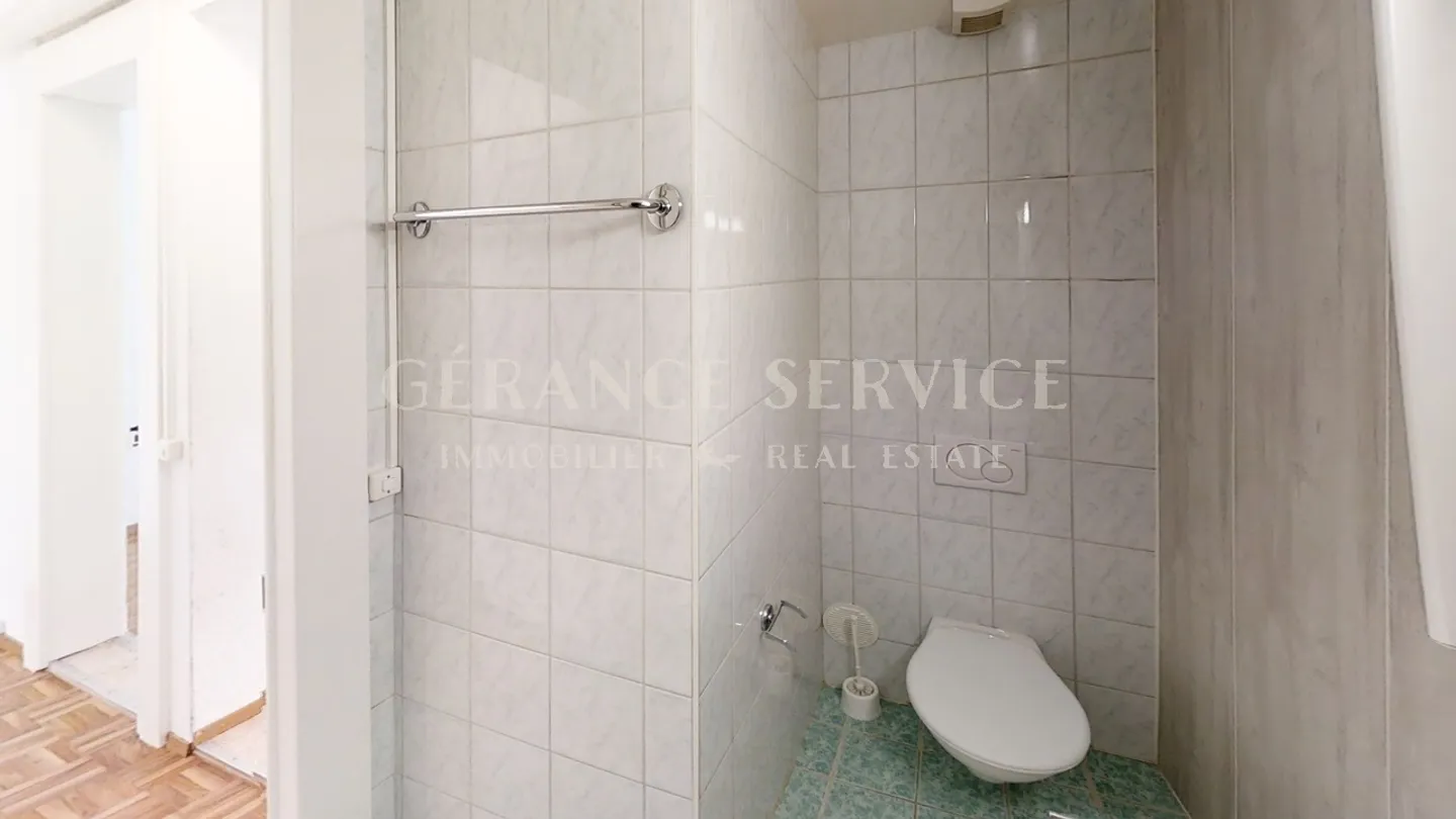 Chalet for sale - Photo 11 of 13