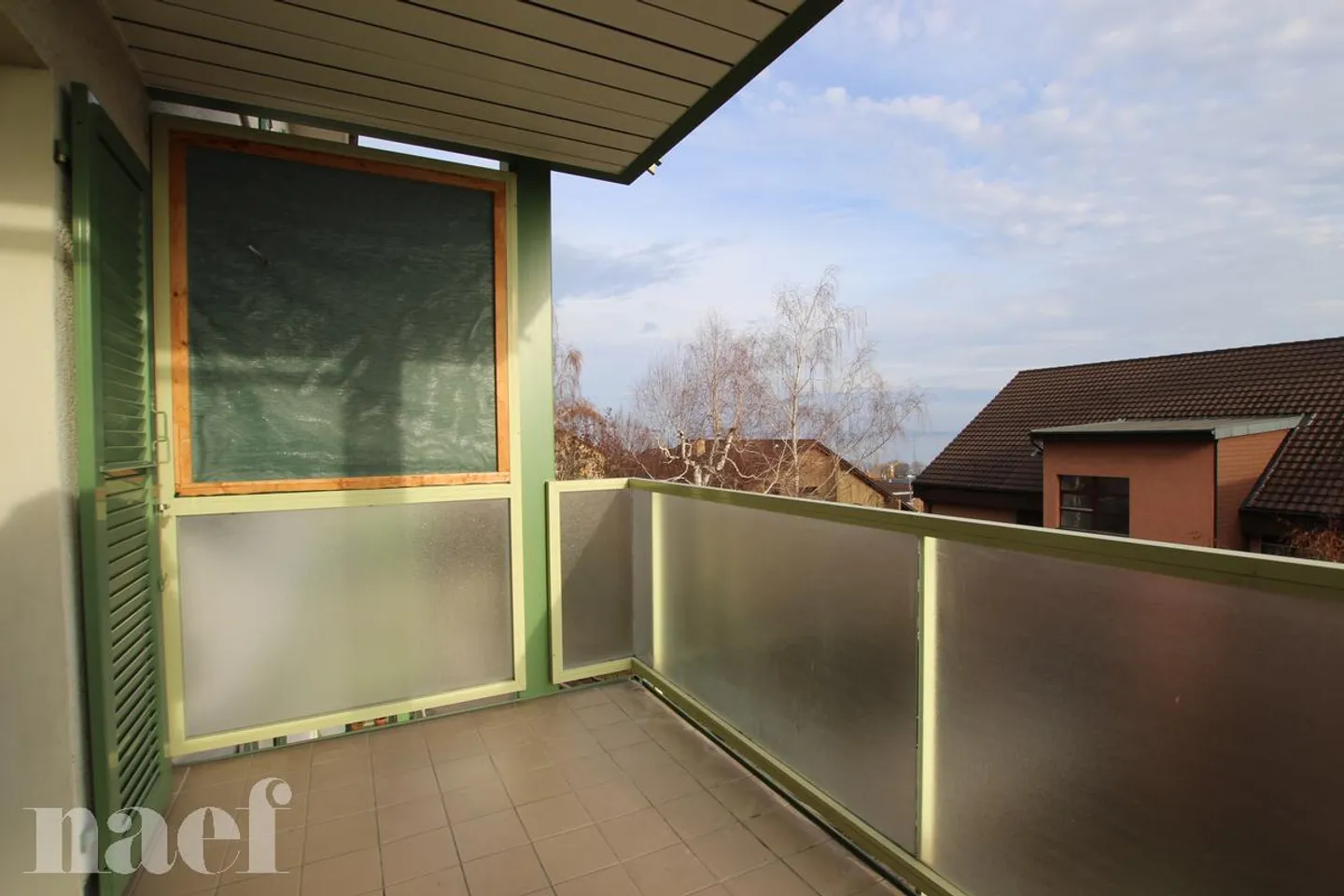 Bel appartement de 3 pièces, près des magasins. - Photo 8 sur 8