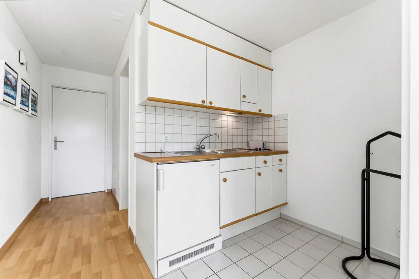 5.5 CHAMBRES REFH MAISON D'ANGLE EN DROIT DE CONSTRUCTION AVEC APPARTEMENT D'INVITÉ À TRÈS SCH - Photo 22 sur 25