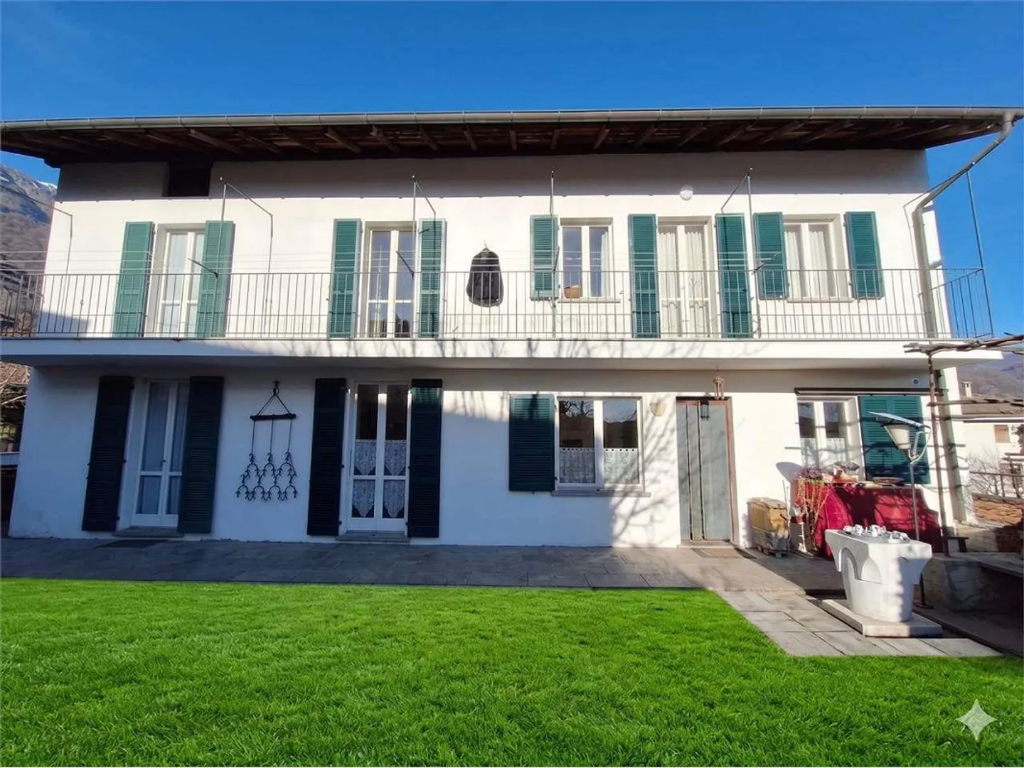 Historic and Sunny Charm: Your Oasis of Peace in Coldrerio - Photo 2 of 13