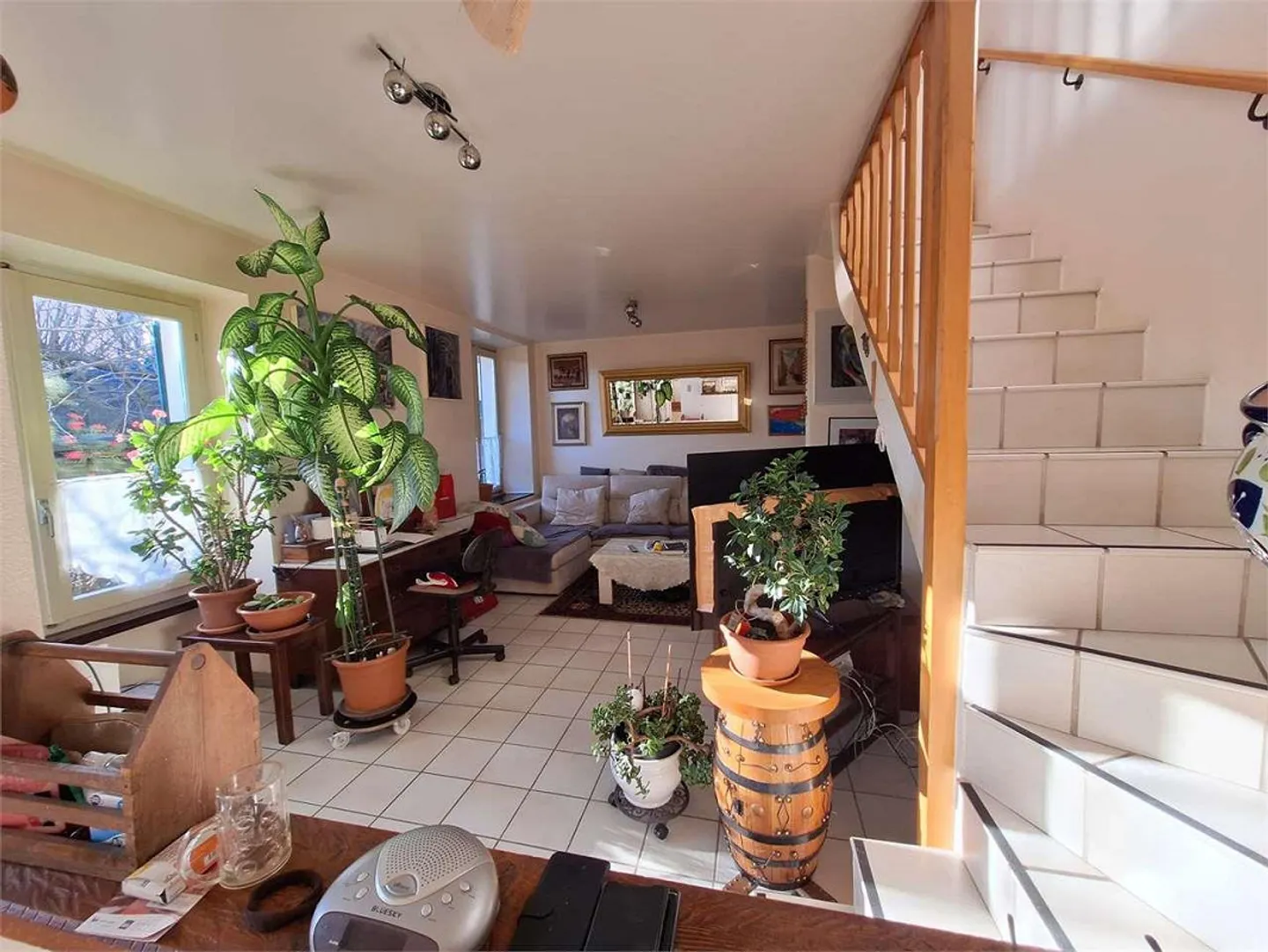 Historic and Sunny Charm: Your Oasis of Peace in Coldrerio - Photo 7 of 13