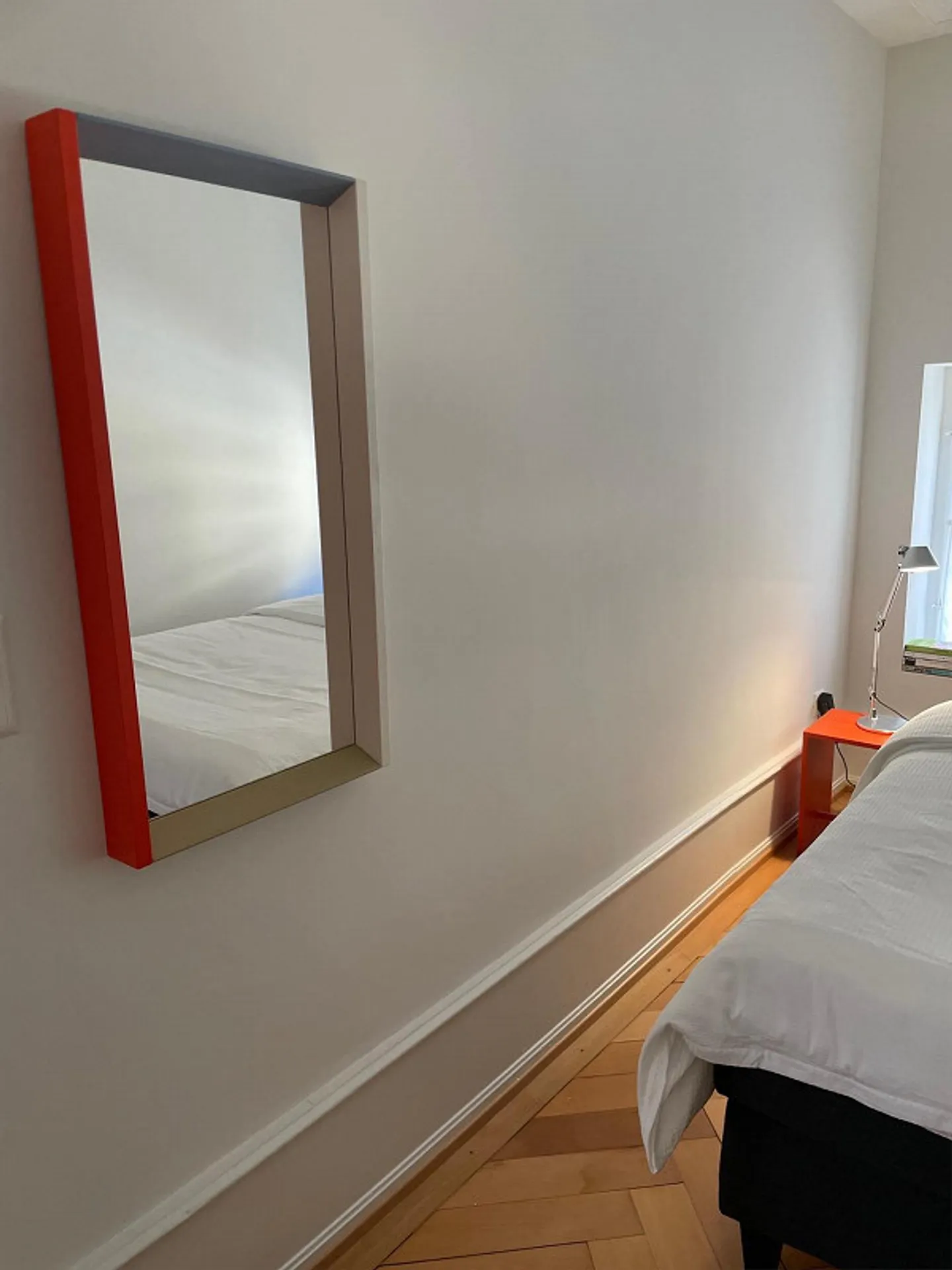 Appartement rénové de style classique design dans un immeuble ancien - Photo 8 sur 17