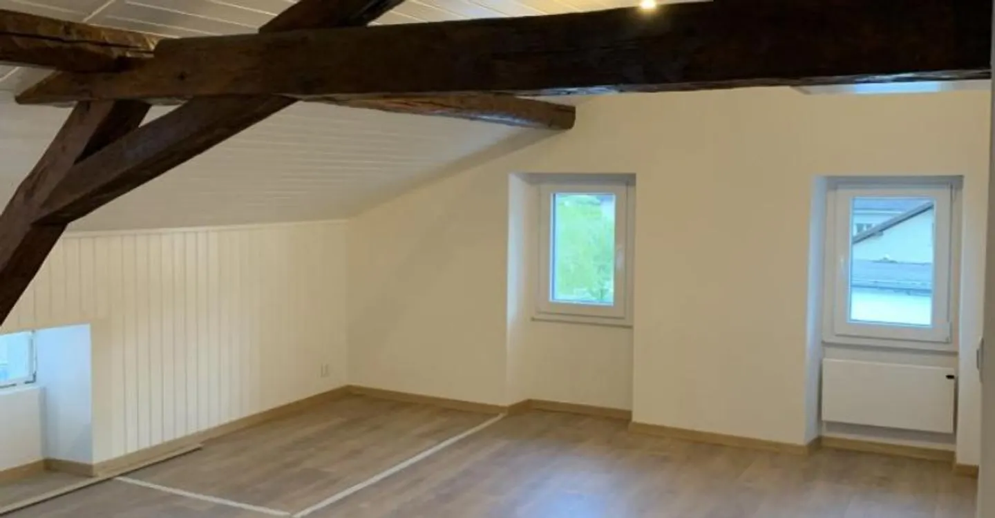 Yielding property of 3 apartments in Leytron. - Photo 6 of 9