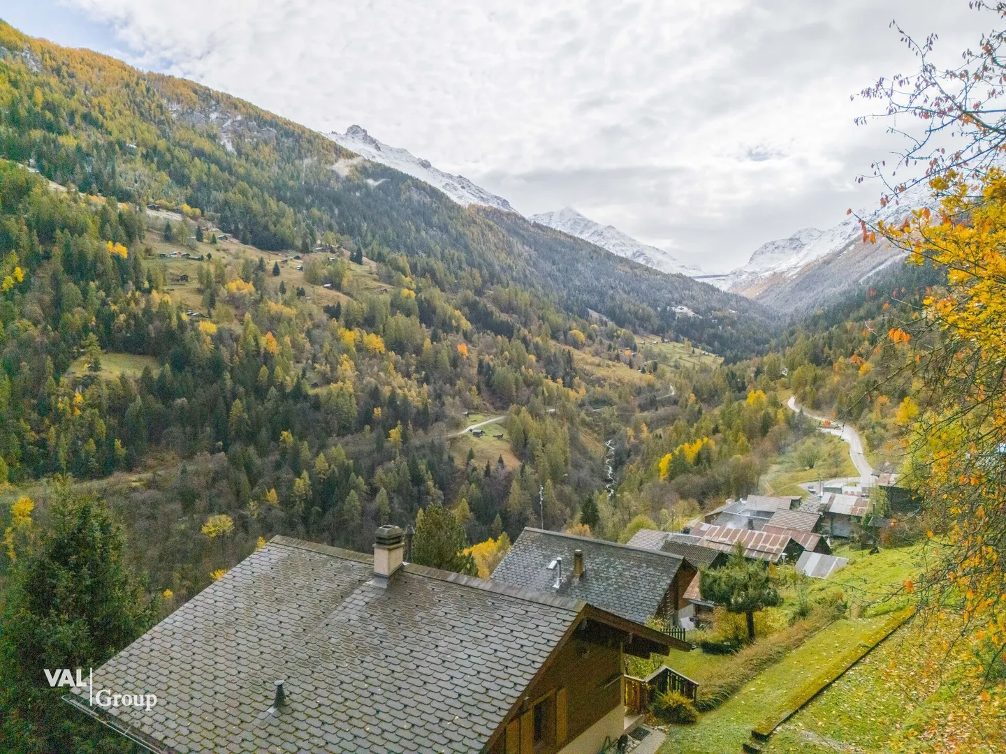 Charming chalet in the Val d'Hérens - Photo 17 of 21