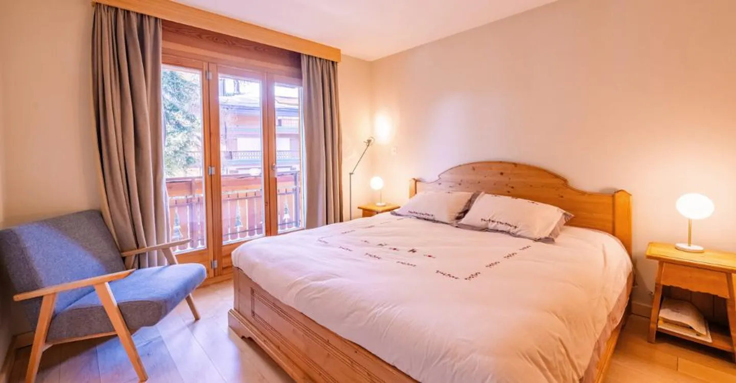 Prestigious 4.5-room apartment - Tsarbouye - Crans-Montana - Photo 3 of 13