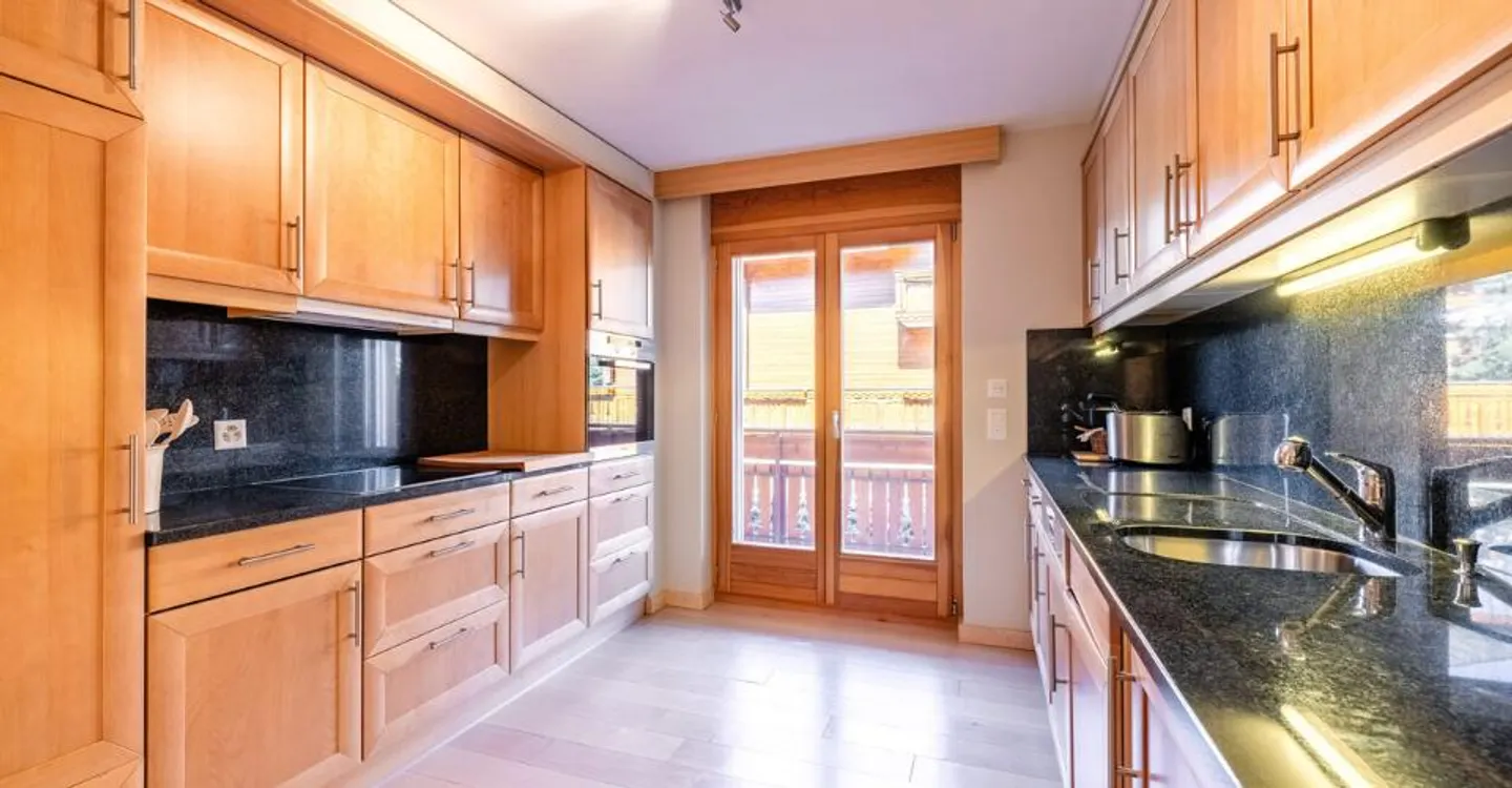 Prestigious 4.5-room apartment - Tsarbouye - Crans-Montana - Photo 7 of 13