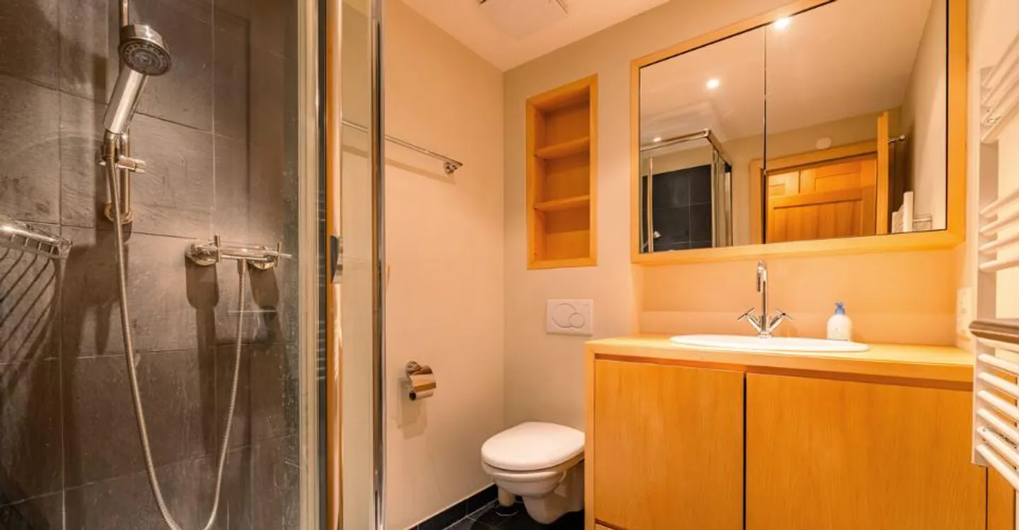 Prestigious 4.5-room apartment - Tsarbouye - Crans-Montana - Photo 10 of 13