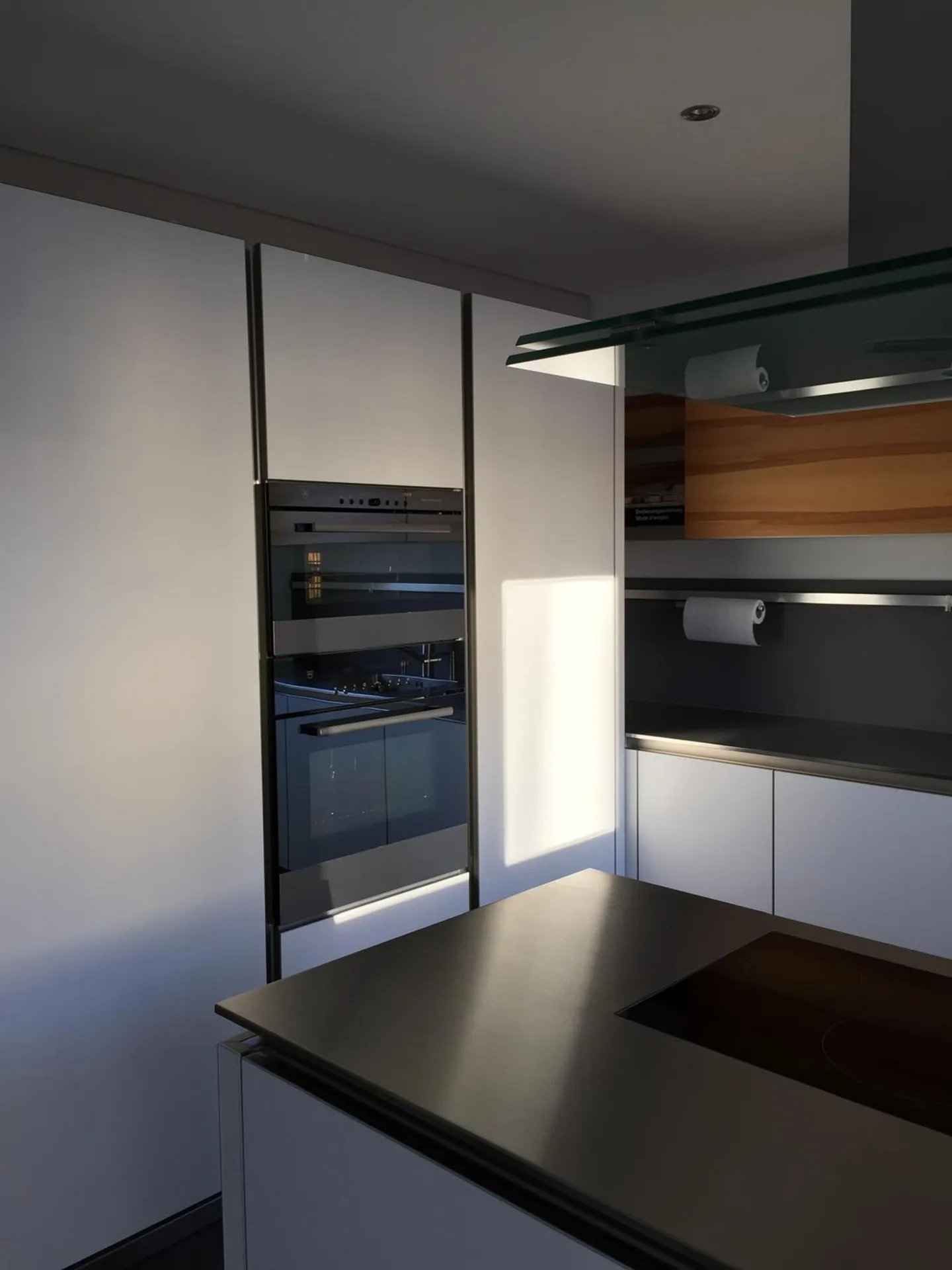 Condominium moderne de 4,5 pièces avec jardin ensoleillé - Photo 2 sur 11