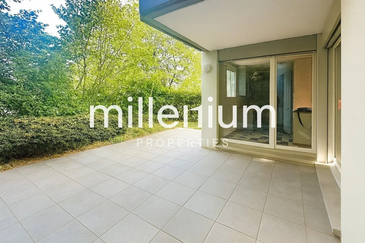 Apartment with terrace in Grand Saconnex - Photo 1 of 9