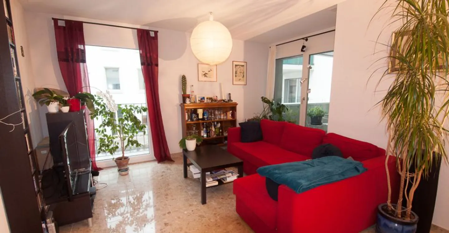 Wunderschöne 3,5-Zimmer-Wohnung im Zentrum von Fribourg - Foto 2 von 7