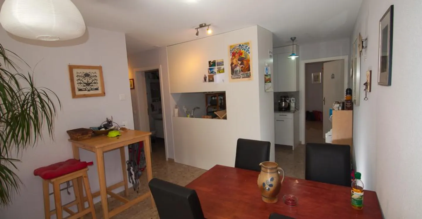 Wunderschöne 3,5-Zimmer-Wohnung im Zentrum von Fribourg - Foto 3 von 7